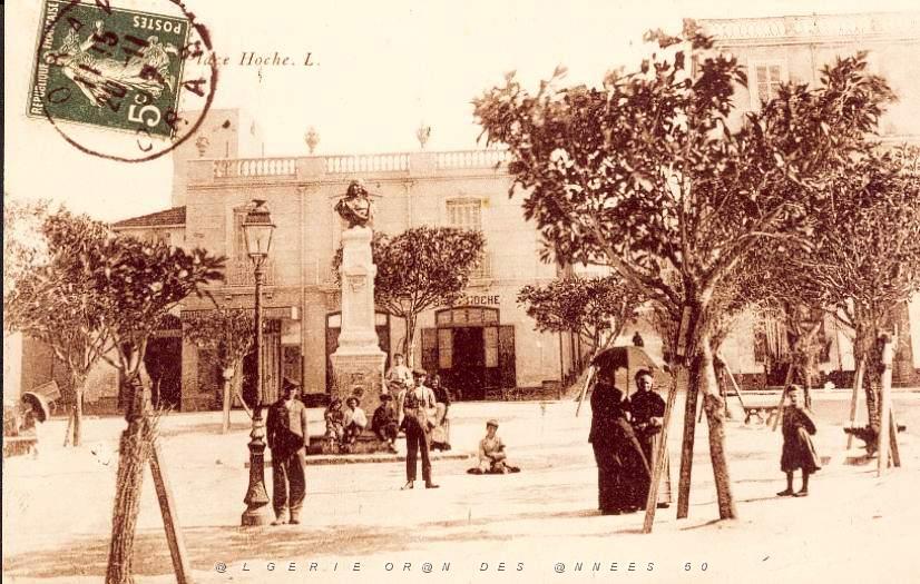 SP a- 02- Place Hoche.jpg